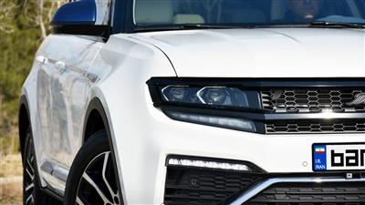 چراغهای جلو در دامای X7